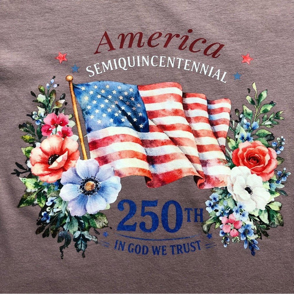 Women's America 250th Graphic Tee - Picture 3 of 10